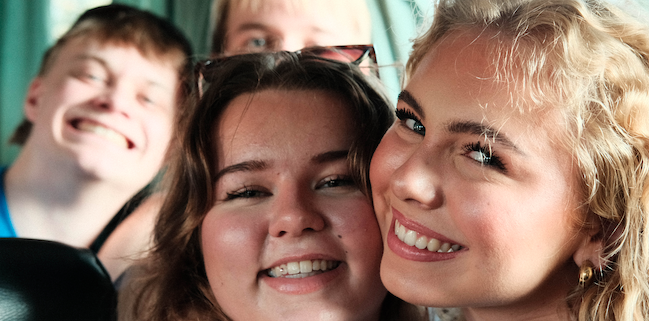 Kjøkkenleder og Nestleder (2 stillinger i inntil 100%) Kjøkkenleder og Nestleder (2 stillinger i inntil 100%)