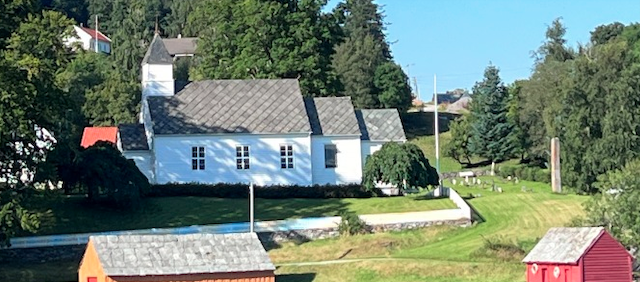 Sokneprest i Sunnhordland prosti med sokna Fjelberg og Eid, og Åkra i Kvinnherad som tenestad